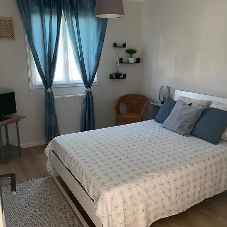 Semesterbostad L'ecrin D'aubiat Proche Vichy Piscine Et Jacuzzi *