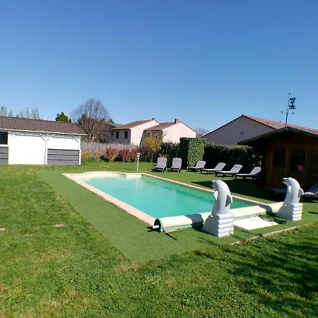 L'ecrin D'aubiat Proche Vichy Piscine Et Jacuzzi