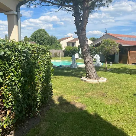 L'ecrin D'aubiat Proche Vichy Piscine Et Jacuzzi * Aubiat