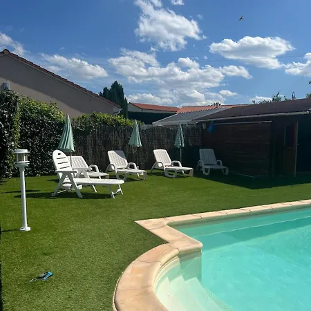 L'ecrin D'aubiat Proche Vichy Piscine Et Jacuzzi