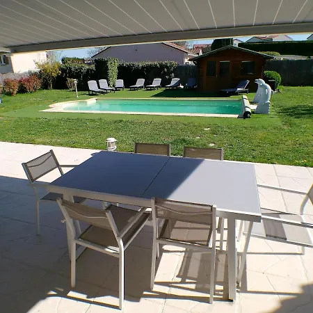 Vakantiehuis L'ecrin D'aubiat Proche Vichy Piscine Et Jacuzzi Aubiat